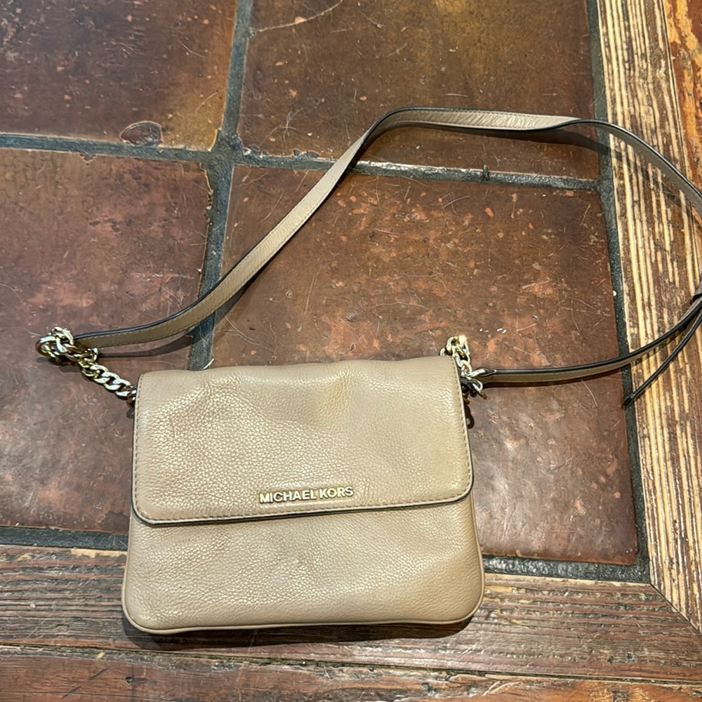 Michael Kors cross body